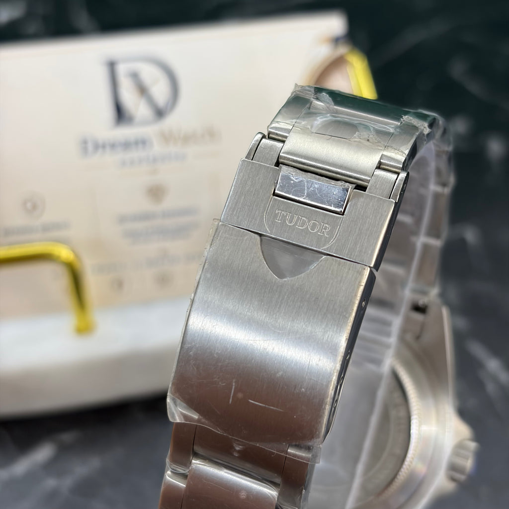 TUDOR pelagos in titanio