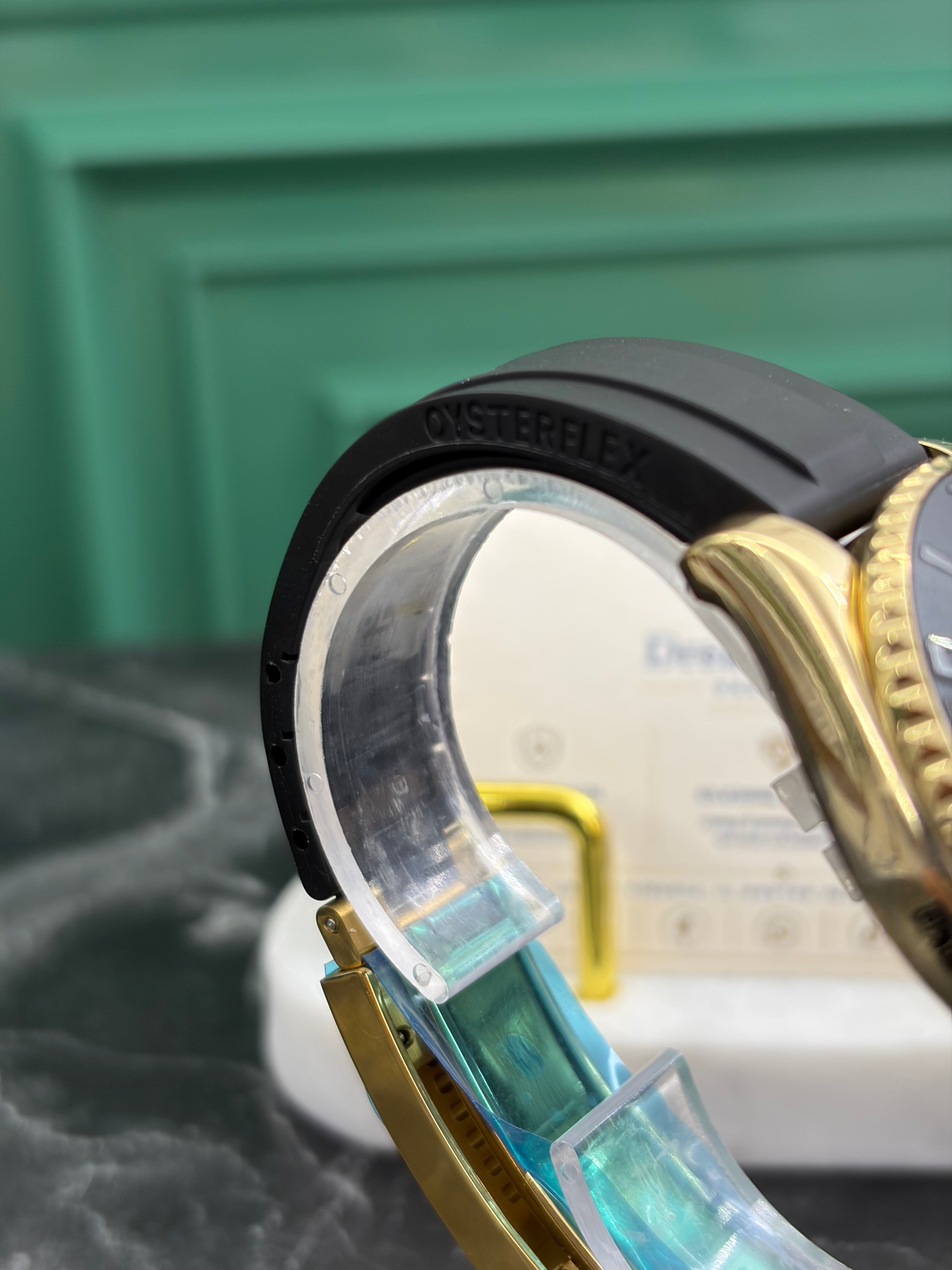 Yacht master Oysterflex gold