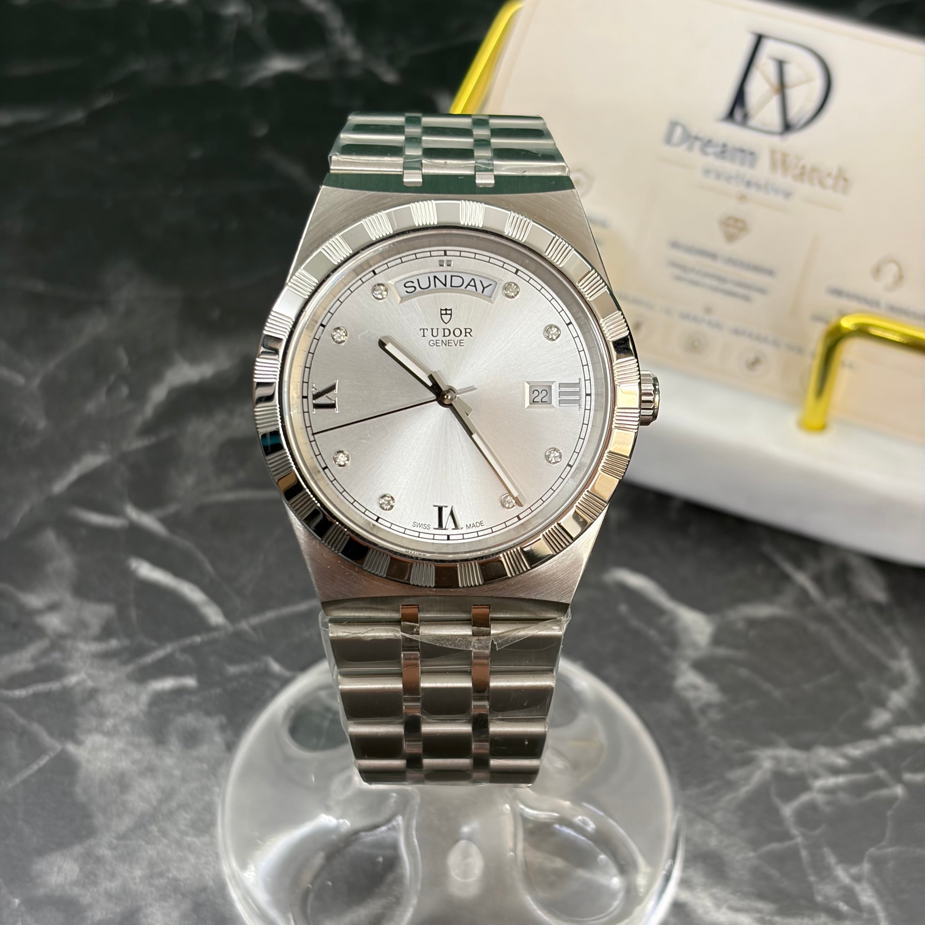 Tudor royal 41 mm