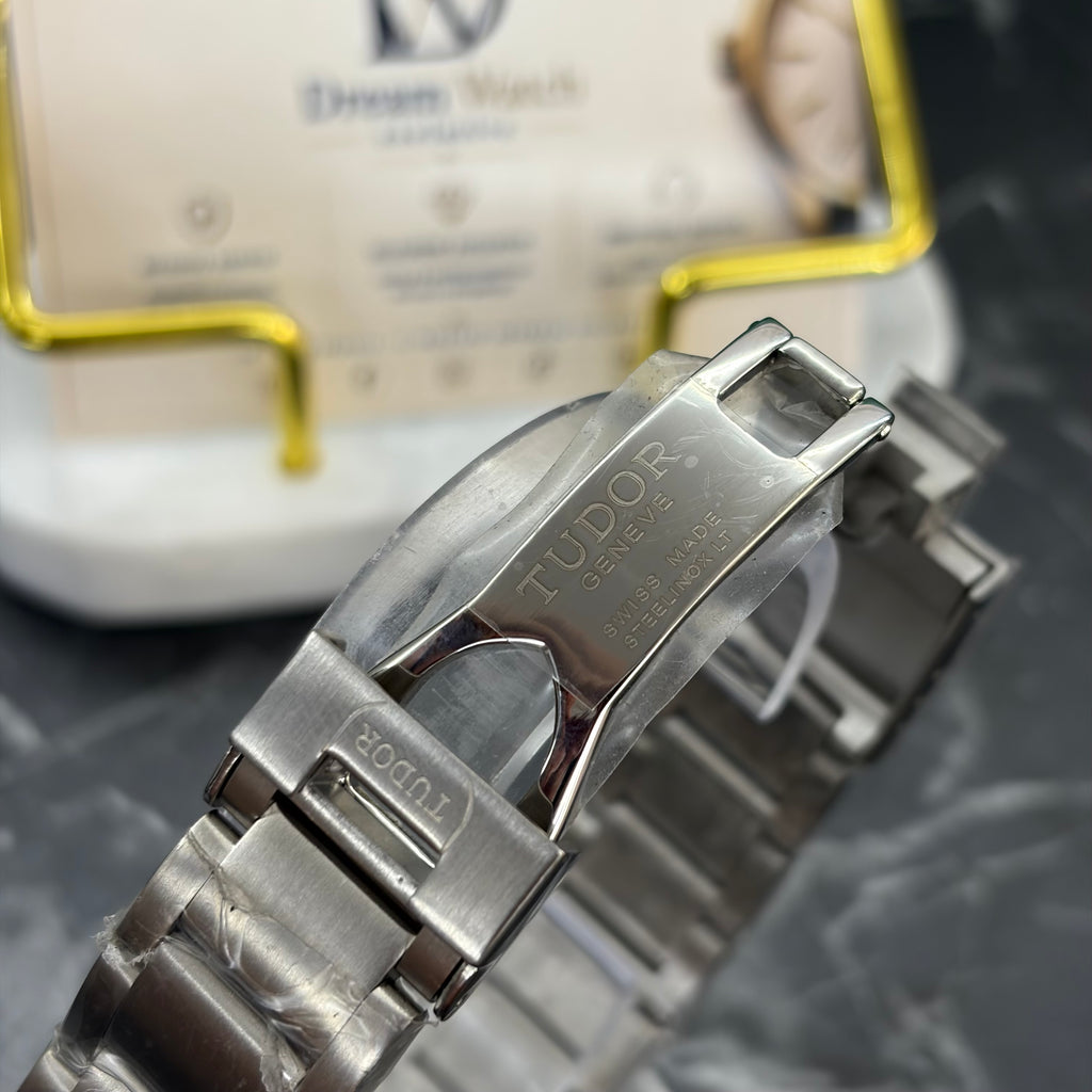 TUDOR pelagos in titanio