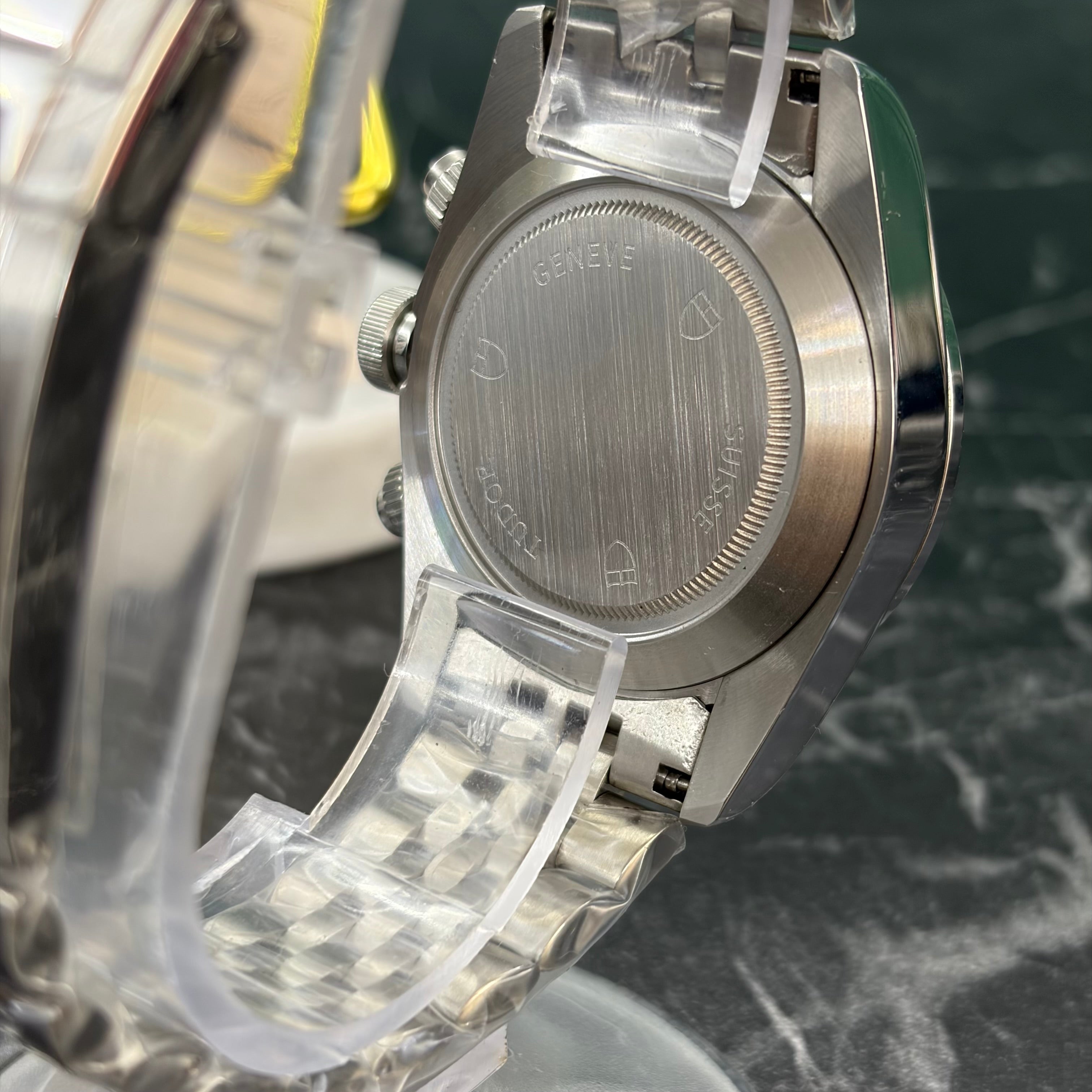 TUDOR black bay